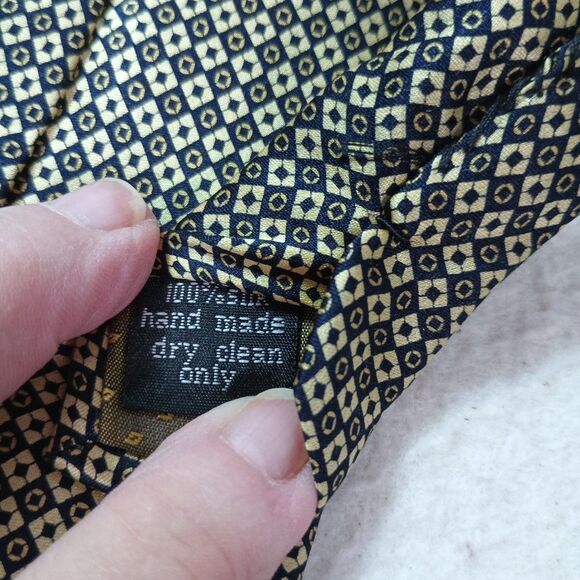 Stonehenge Gold Diamond Geometric Pattern Silk Tie Handmade - Picture 7 of 10
